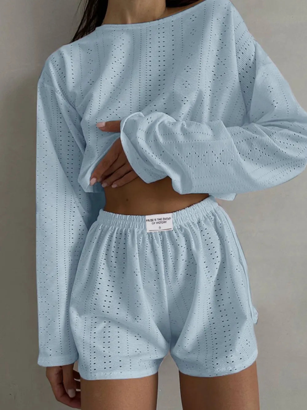Spring and summer new fashionable loose fitting pullover top and shorts set