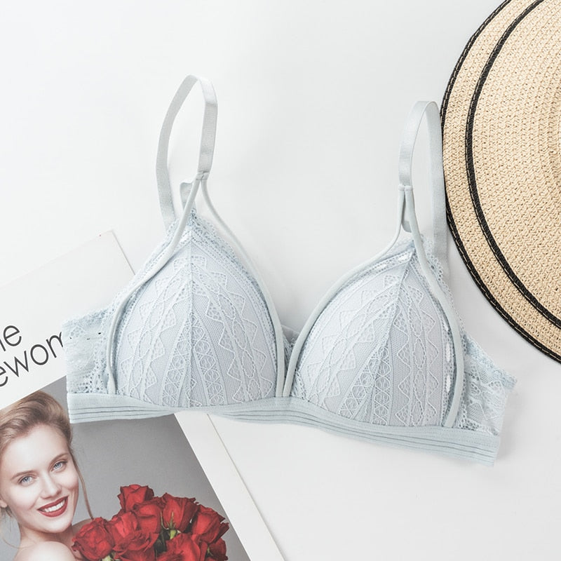 LA BELLA Floral Lace Bras for Women Sexy Lingerie Beauty Back Deep V Bralette Wire Free Thin Underwear Push Up Bra Female Brassiere