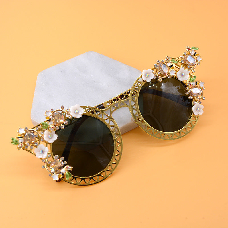 Dr. Poetry exaggerated folding sunglasses for women, Baroque star street photography sunglasses, sunglasses for women