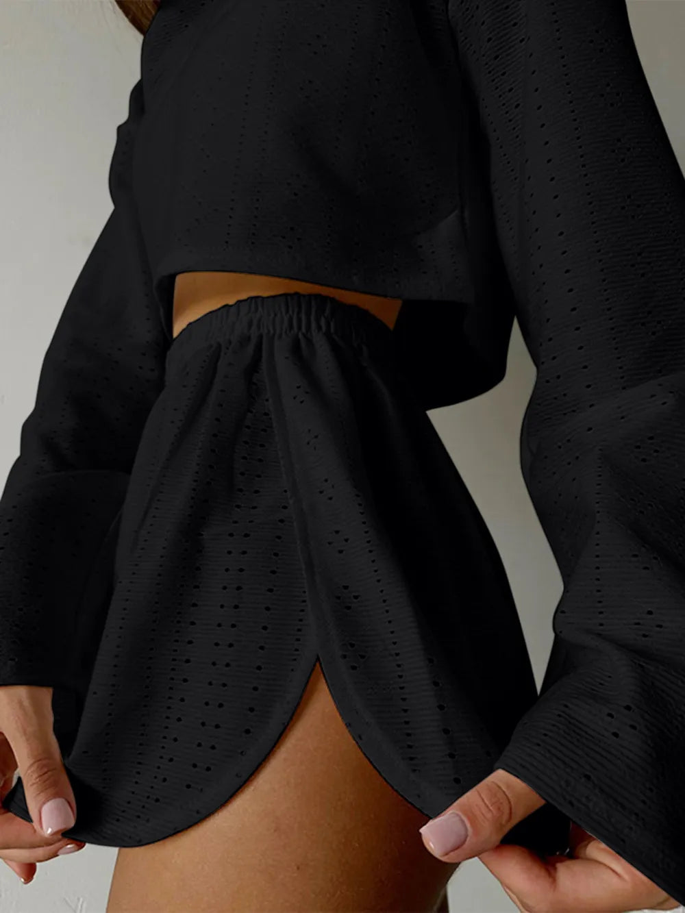 Spring and summer new fashionable loose fitting pullover top and shorts set