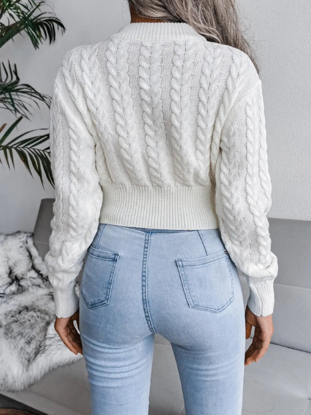 Fried Dough Twists waist closing knitting navel revealing sweater