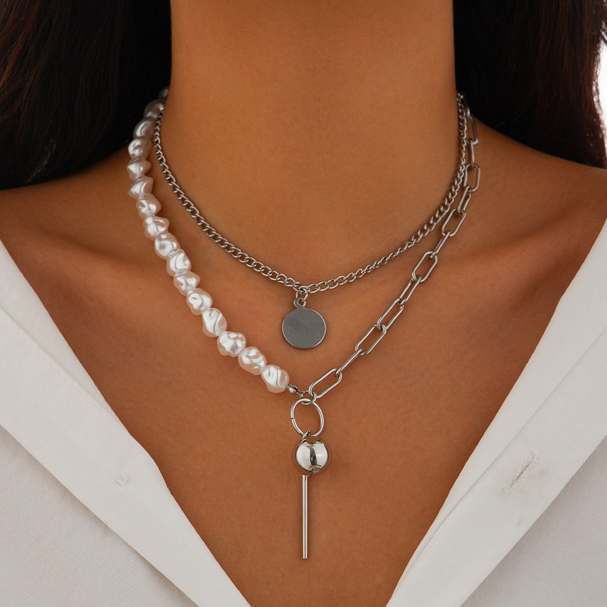 Personalized and minimalist starfish alloy pendant necklace, Baroque style multi-layer pearl collar