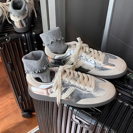 Retro lace edge genuine leather sports training casual shoes for women