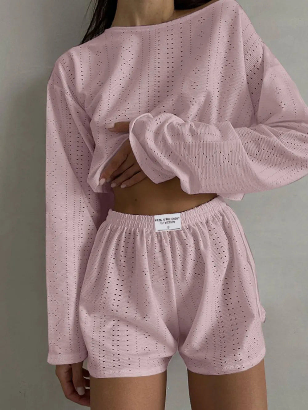 Spring and summer new fashionable loose fitting pullover top and shorts set