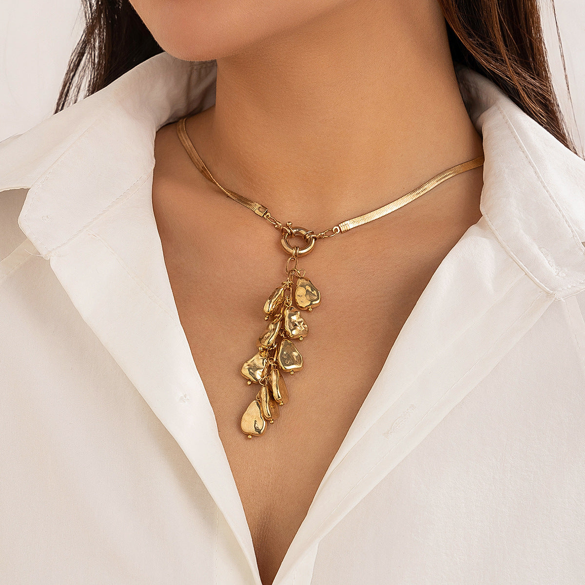 Baroque palace style imitation pearl tassel necklace retro geometric flat snake bone necklace