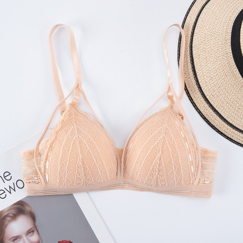 LA BELLA Floral Lace Bras for Women Sexy Lingerie Beauty Back Deep V Bralette Wire Free Thin Underwear Push Up Bra Female Brassiere