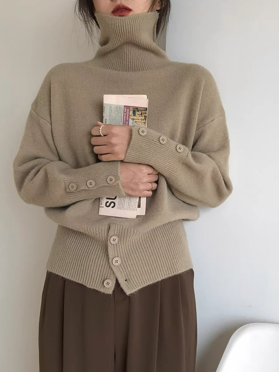Hooded high neck sweater for women in autumn and winter