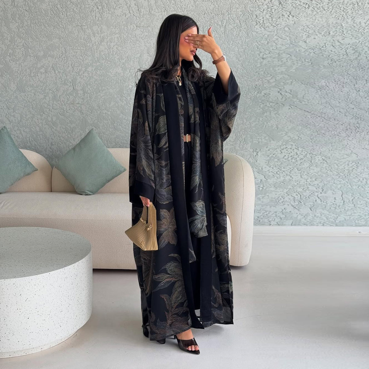 Loose bat sleeves large swing cardigan with headscarf included