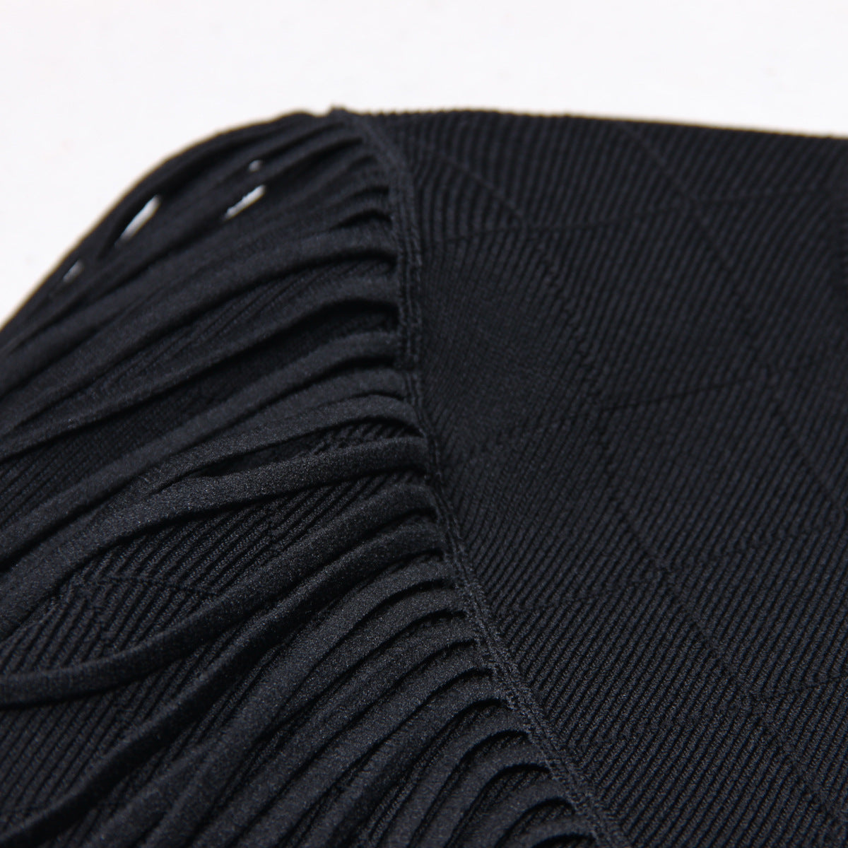 Autumn New Fashionable High Quality Knitted V-neck Tassel Slimming Long Sleeve Dress for Women