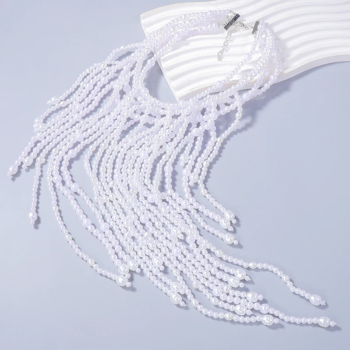 Badge of Pearls Vintage Imitation Pearls Waterfall Tassels Necklaces for Women Multilayer Choker Necklace Jewelry Holiday Party Accessories