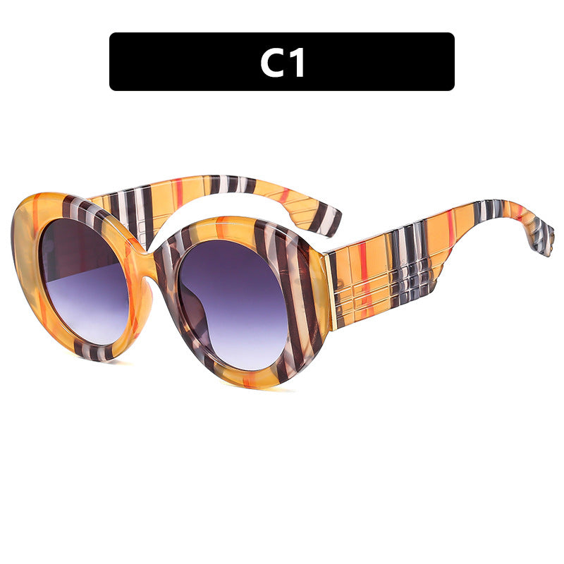 FLOETRY Large frame circular sunglasses for street photography Instagram fashion show, modern retro sunglasses