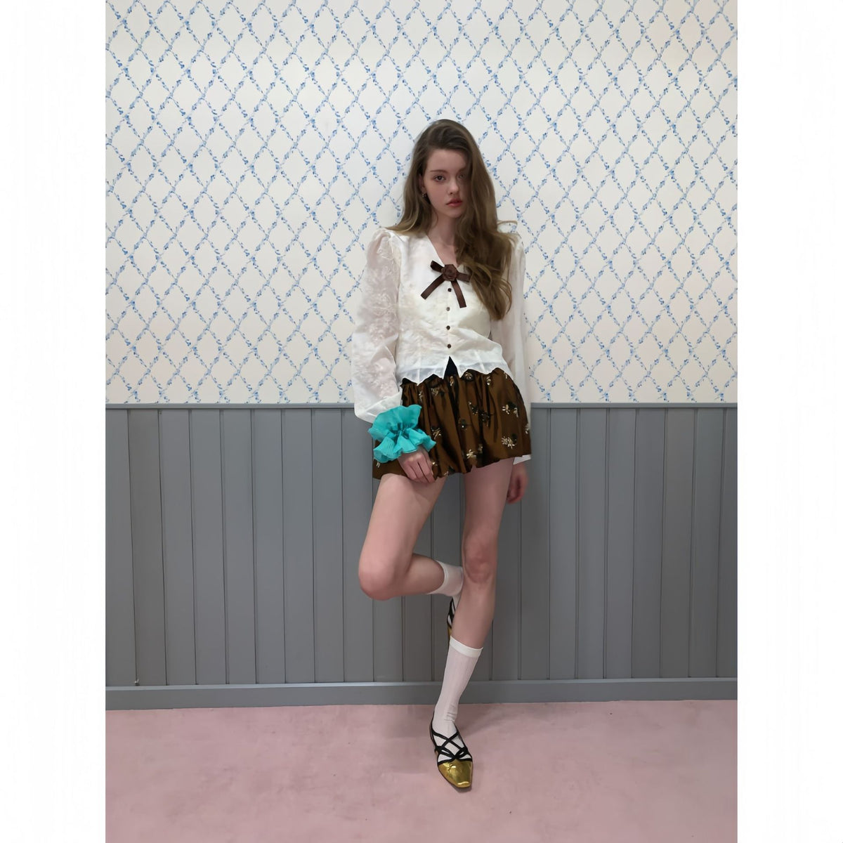 Embroidered bow top for women