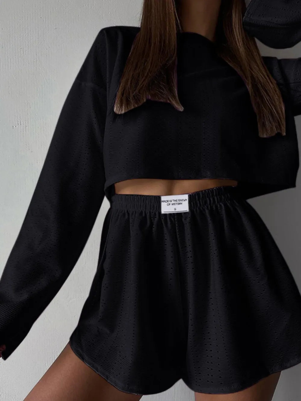 Spring and summer new fashionable loose fitting pullover top and shorts set