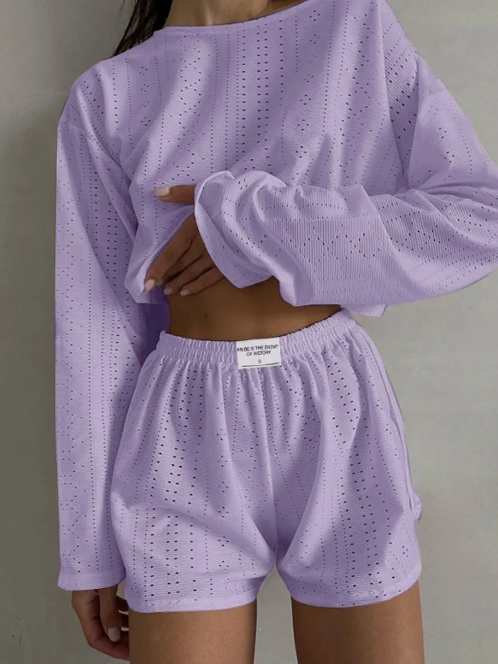 Spring and summer new fashionable loose fitting pullover top and shorts set