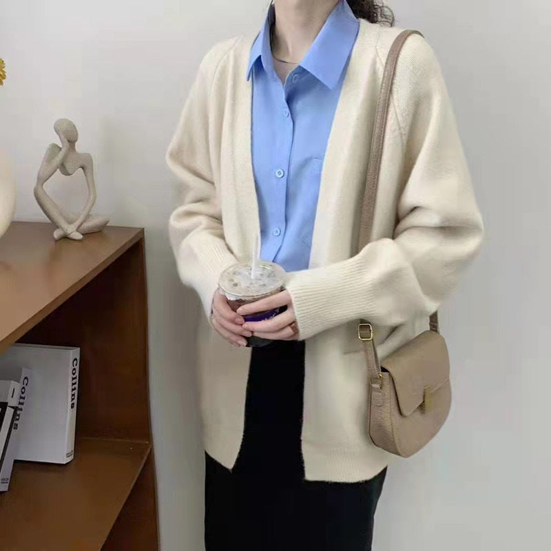 Sweater jacket for women in autumn and winter