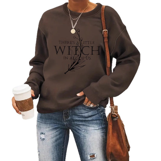 Living in a witch print round neck hoodie