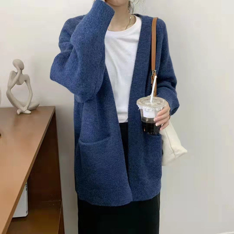 Sweater jacket for women in autumn and winter