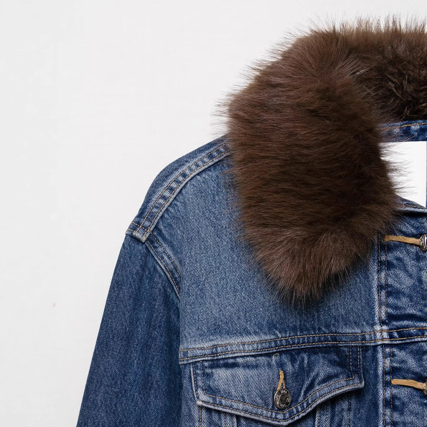 Versatile collar vintage- denim jacket for women