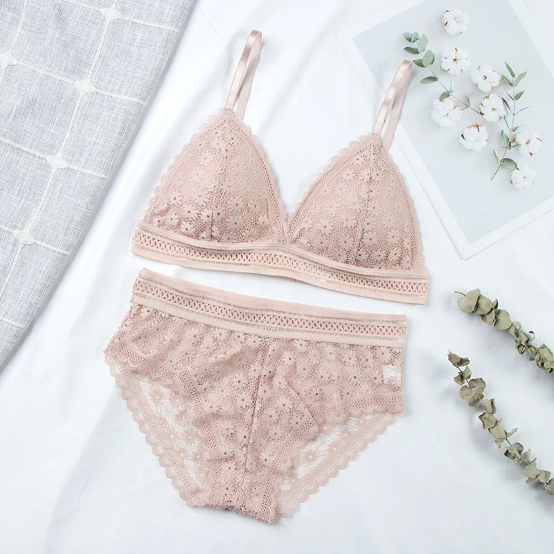 LA BELLA Women Lace Bra Sets Seamless Underwear Backless Vest Sexy Padded Bralette Lingerie Ultrathin Bra & Brief Sets Female Intimates